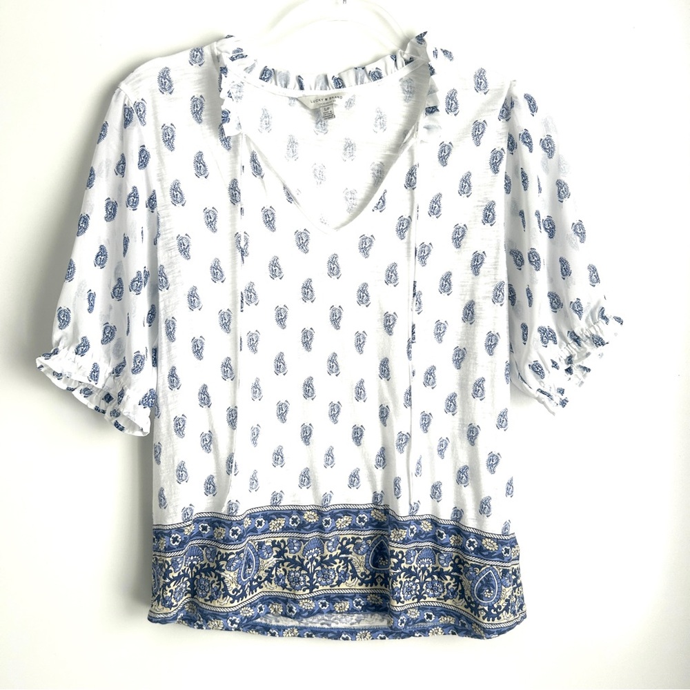 Lucky Brand | Blue & White V Neck Patterned Top Size Small